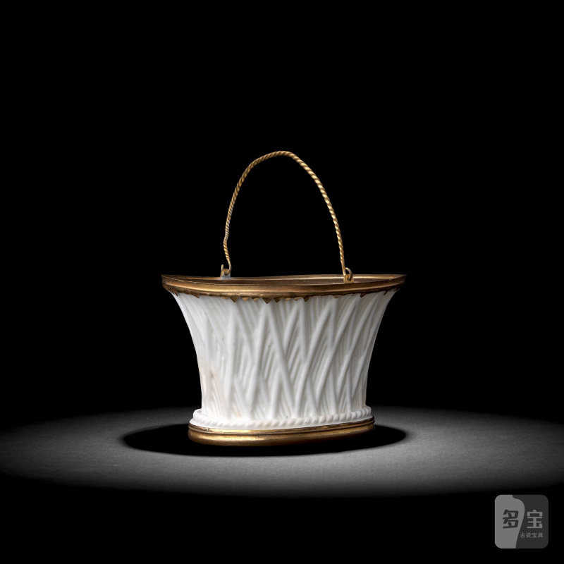 A Chelsea white basket, circa 1745-49